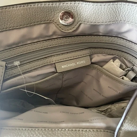 SOLD-🖤MICHAEL Michael Kors Raven Large Shoulder Bag - Picture 15 of 15